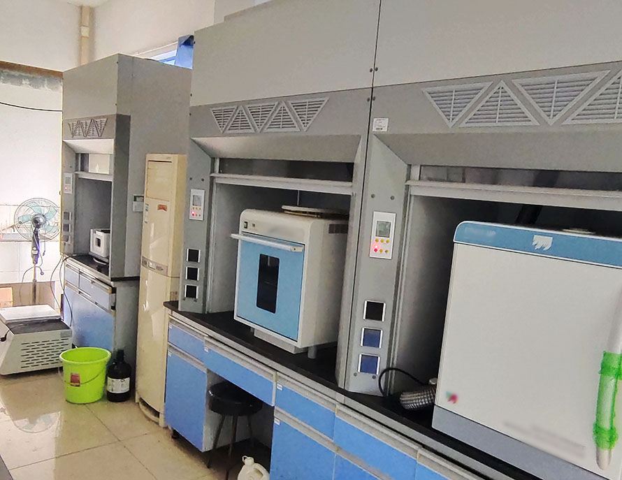 What are the debugging methods and safety issues during the use of physical experimental instrumentsг┐(图1)